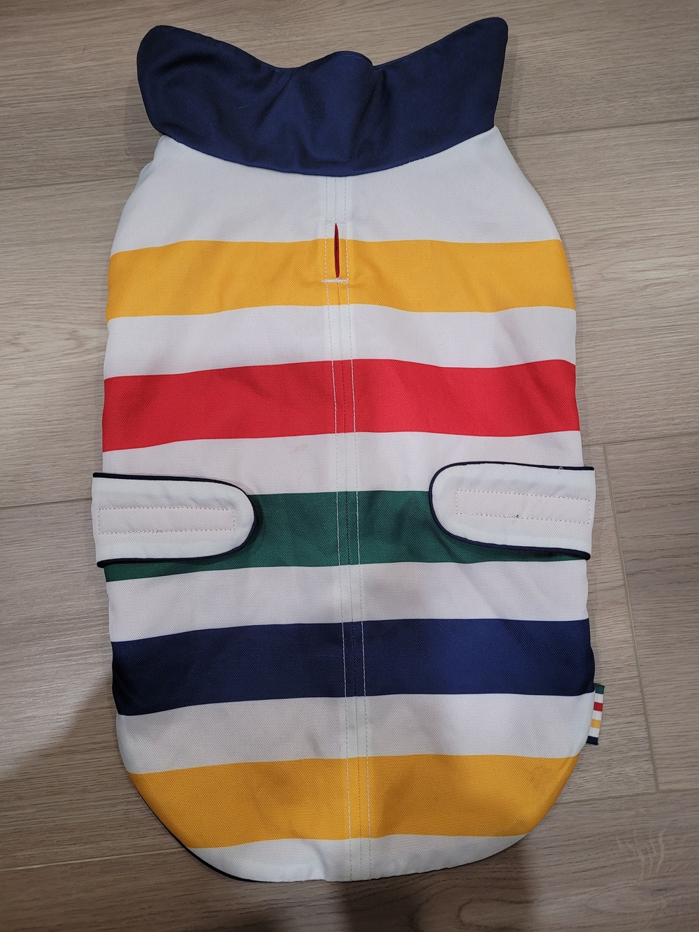 White 4 Stripe Hudsons Bay XL Dog Coat
